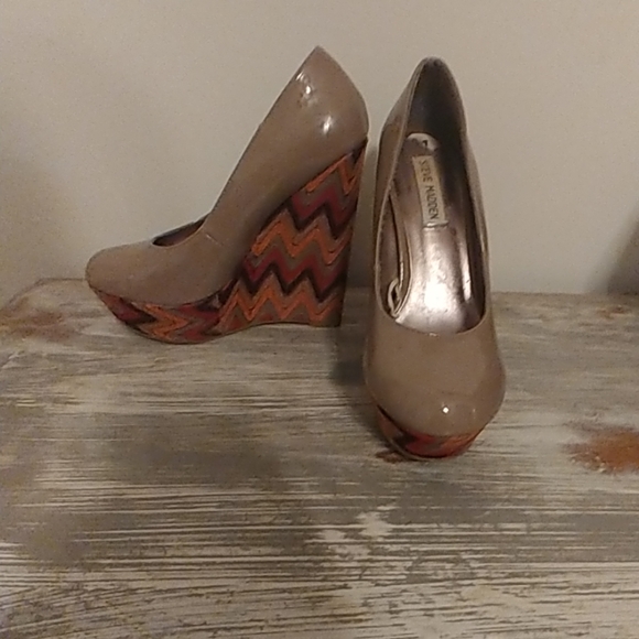 Shoes - Picture 1 of 1